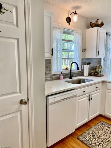 354 Shingle Gap Road, Purlear, NC 28665
