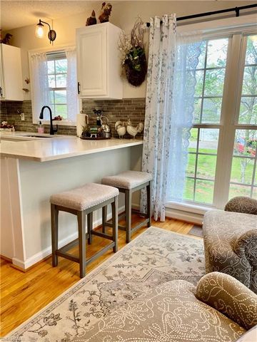 354 Shingle Gap Road, Purlear, NC 28665