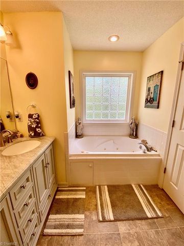 354 Shingle Gap Road, Purlear, NC 28665