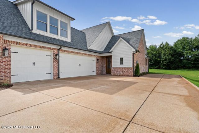 5416 Grayson Way, Hernando, MS 38632