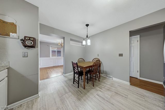 4882 Southwood Drive, Brooklyn, OH 44144