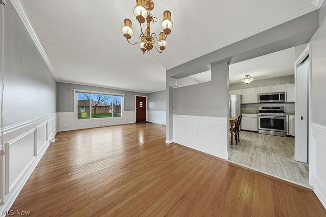 4882 Southwood Drive, Brooklyn, OH 44144