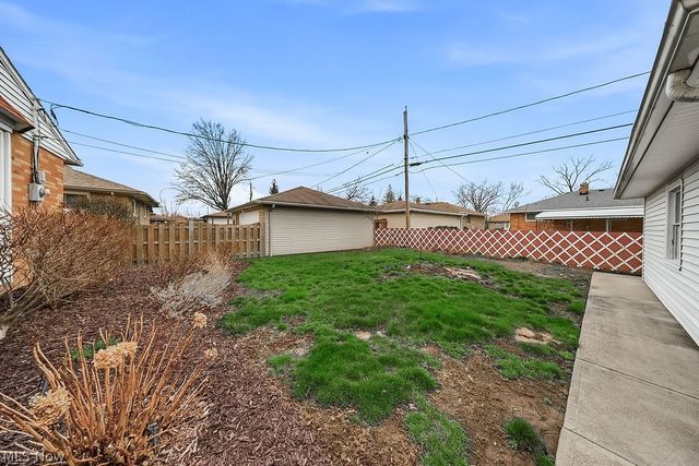 4882 Southwood Drive, Brooklyn, OH 44144