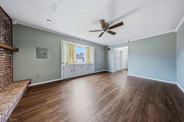 4882 Southwood Drive, Brooklyn, OH 44144