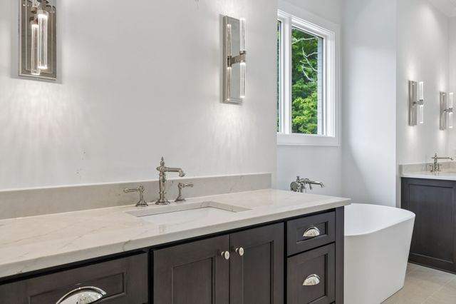 9492 Grand Haven Dr, Brentwood, TN 37027