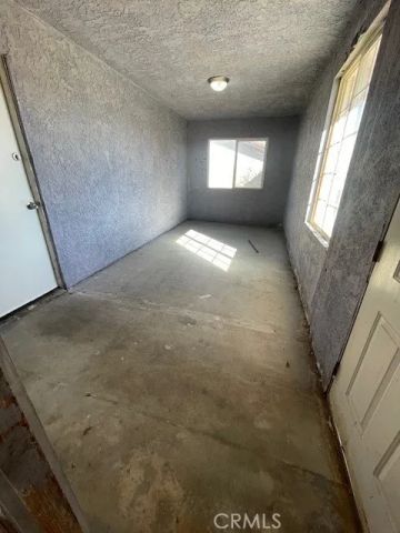 16233 Rodeo, Hesperia, CA 92345
