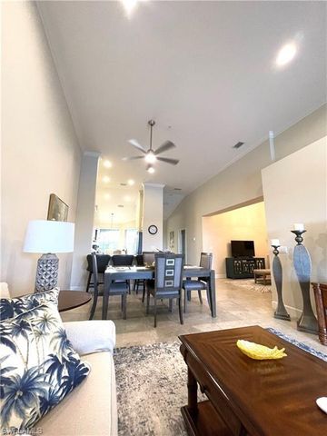 9426 Benevenuto CT 203, Naples, FL 34119
