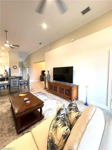 9426 Benevenuto CT 203, Naples, FL 34119
