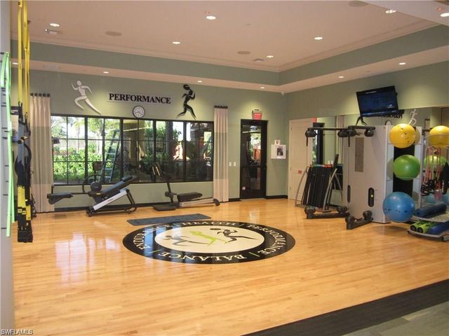 9426 Benevenuto CT 203, Naples, FL 34119