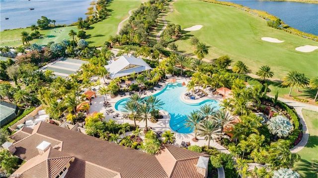 9426 Benevenuto CT 203, Naples, FL 34119