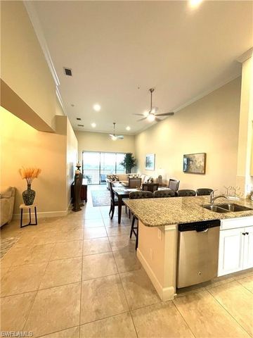 9426 Benevenuto CT 203, Naples, FL 34119