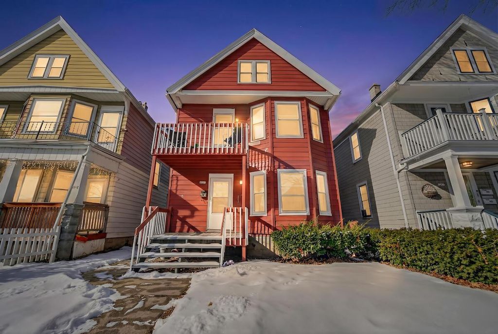 2673 S 14th STREET, Milwaukee, WI 53215