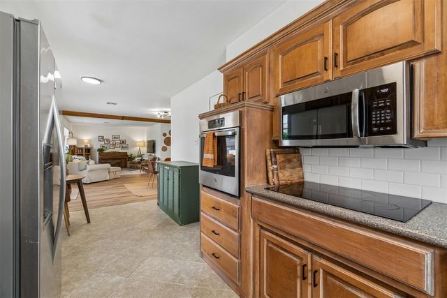 723 E 27th Place, Edmond, OK 73013