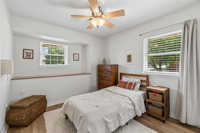 723 E 27th Place, Edmond, OK 73013