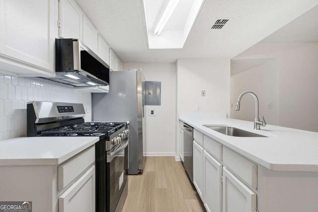 4053 Whitehall Way, Alpharetta, GA 30004