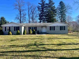 26528 Farmington Dr Avenue, Farmington Hills, MI 48334