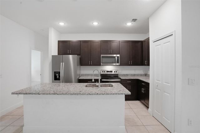 1010 MAYFAIR PLACE, Kissimmee, FL 34758