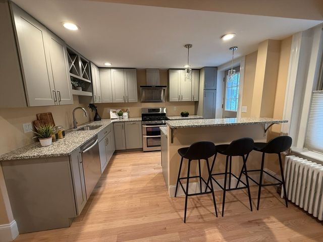 152 Harvard St. 2, Brookline, MA 02446