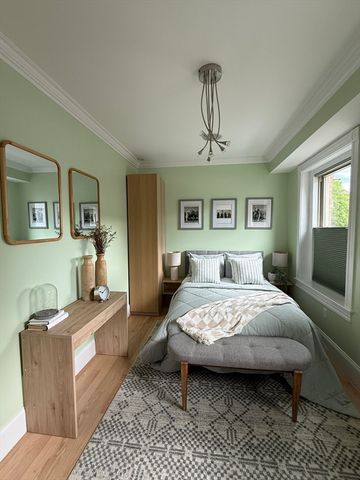 152 Harvard St. 2, Brookline, MA 02446