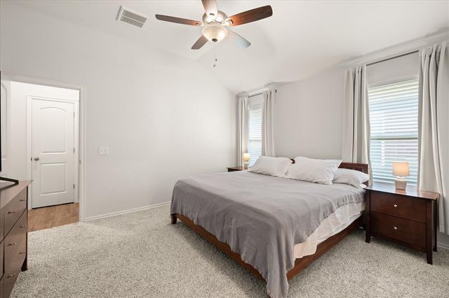 19904 Taggert Drive, Edmond, OK 73012