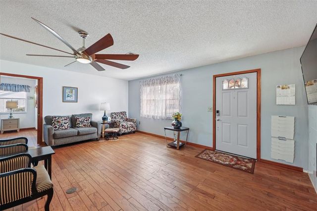 12 BRIGADOON CIRCLE, Leesburg, FL 34788