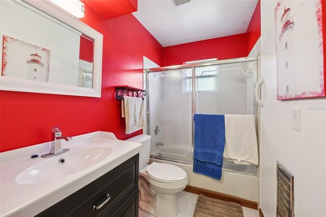 12 BRIGADOON CIRCLE, Leesburg, FL 34788