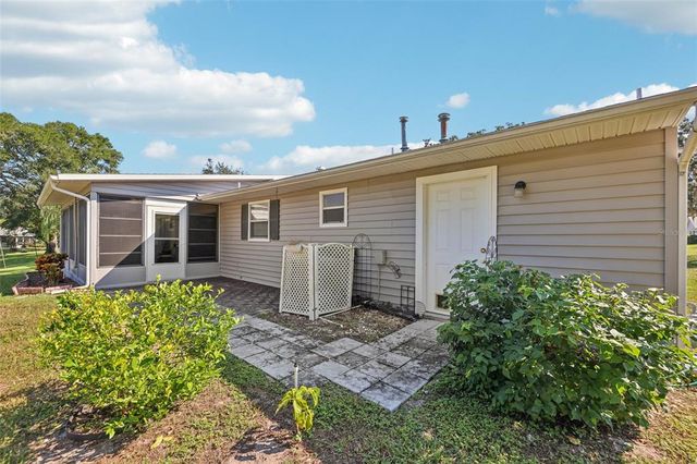 12 BRIGADOON CIRCLE, Leesburg, FL 34788