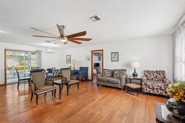 12 BRIGADOON CIRCLE, Leesburg, FL 34788