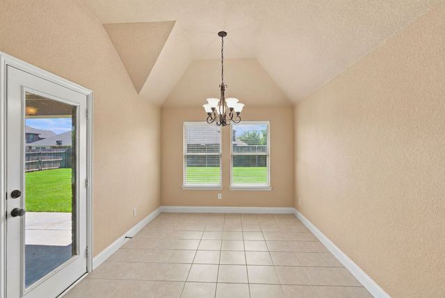 5610 Paradise Drive, Midlothian, TX 76065