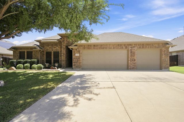 5610 Paradise Drive, Midlothian, TX 76065