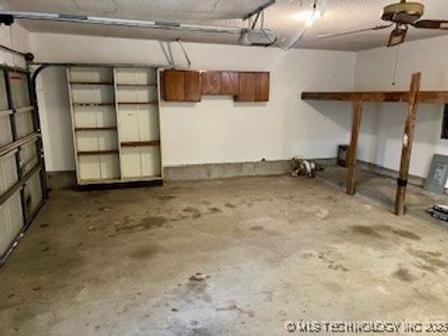 4120 S Maple Avenue E, Broken Arrow, OK 74011