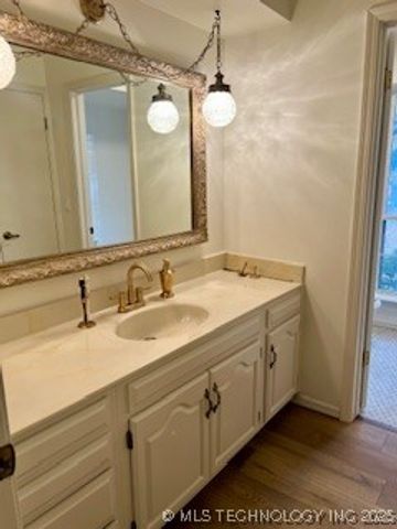 4120 S Maple Avenue E, Broken Arrow, OK 74011