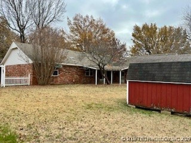 4120 S Maple Avenue E, Broken Arrow, OK 74011