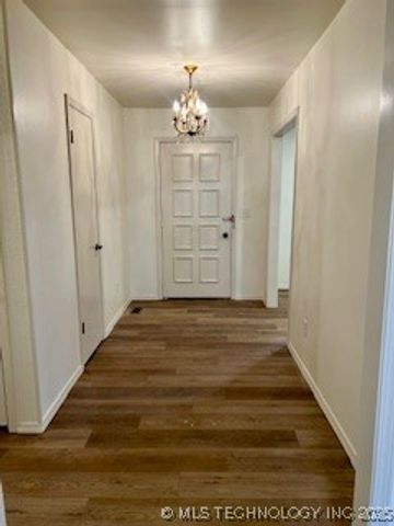 4120 S Maple Avenue E, Broken Arrow, OK 74011