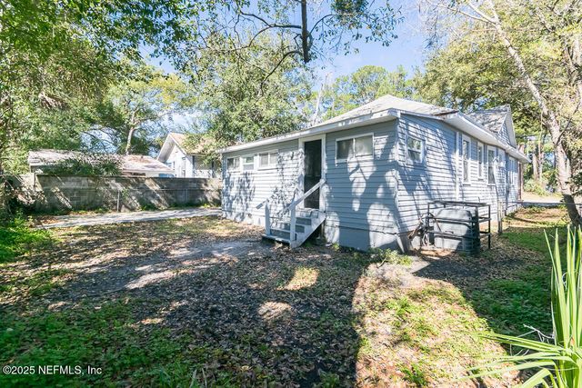 1342 GOLFAIR Boulevard, Jacksonville, FL 32209