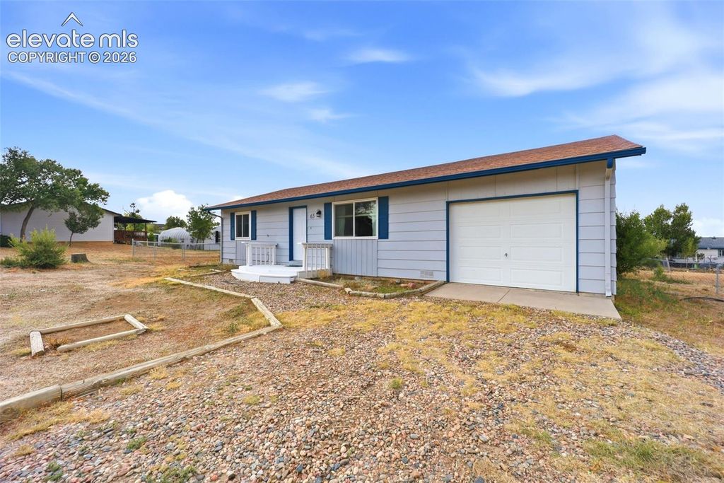 65 Diamond E Road, Fountain, CO 80817 — photo 2