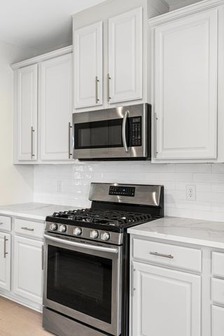 200 River Landing Drive Unit 102e, Daniel Island, SC 29492