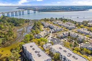 200 River Landing Drive Unit 102e, Daniel Island, SC 29492