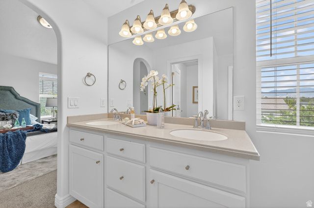 4628 W OYSTER SHELL RD, South Jordan, UT 84009