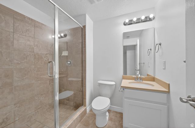 4628 W OYSTER SHELL RD, South Jordan, UT 84009