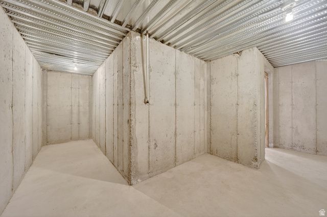 4628 W OYSTER SHELL RD, South Jordan, UT 84009