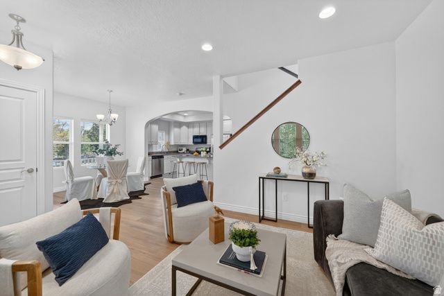 4628 W OYSTER SHELL RD, South Jordan, UT 84009