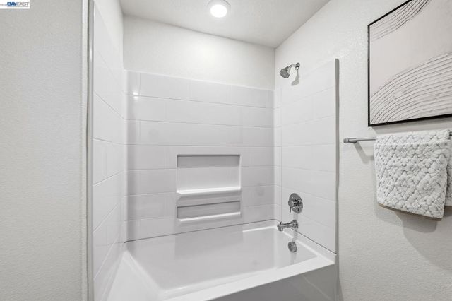 5581 Dublin Blvd, Dublin, CA 94568