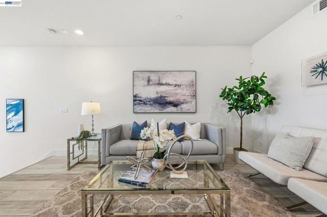 5581 Dublin Blvd, Dublin, CA 94568