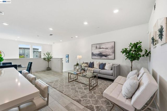 5581 Dublin Blvd, Dublin, CA 94568