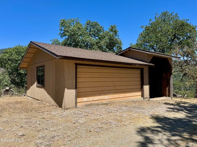 30131 Starland Drive, Tehachapi, CA 93561