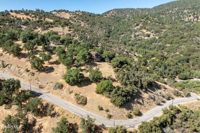 30131 Starland Drive, Tehachapi, CA 93561