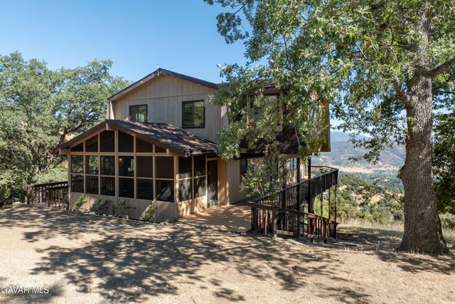 30131 Starland Drive, Tehachapi, CA 93561