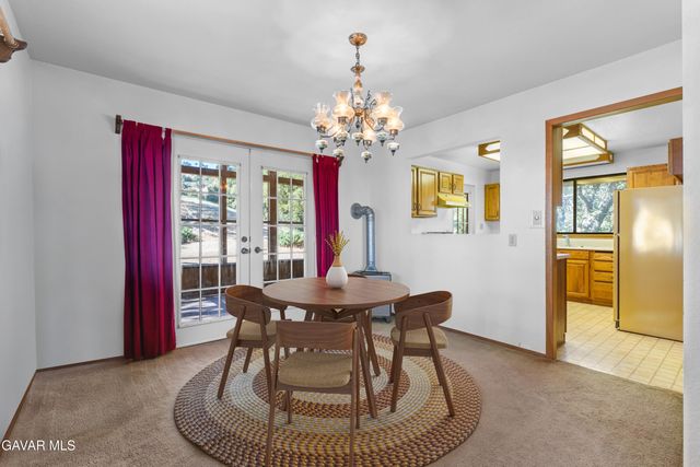 30131 Starland Drive, Tehachapi, CA 93561