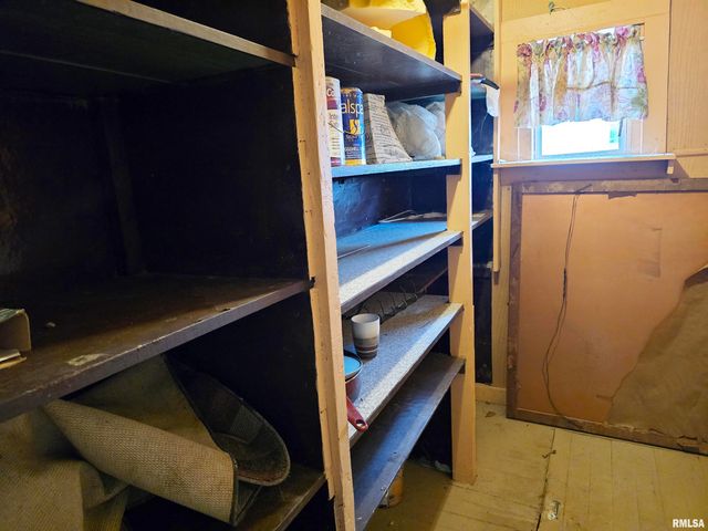 900 S 16TH Street, Herrin, IL 62948